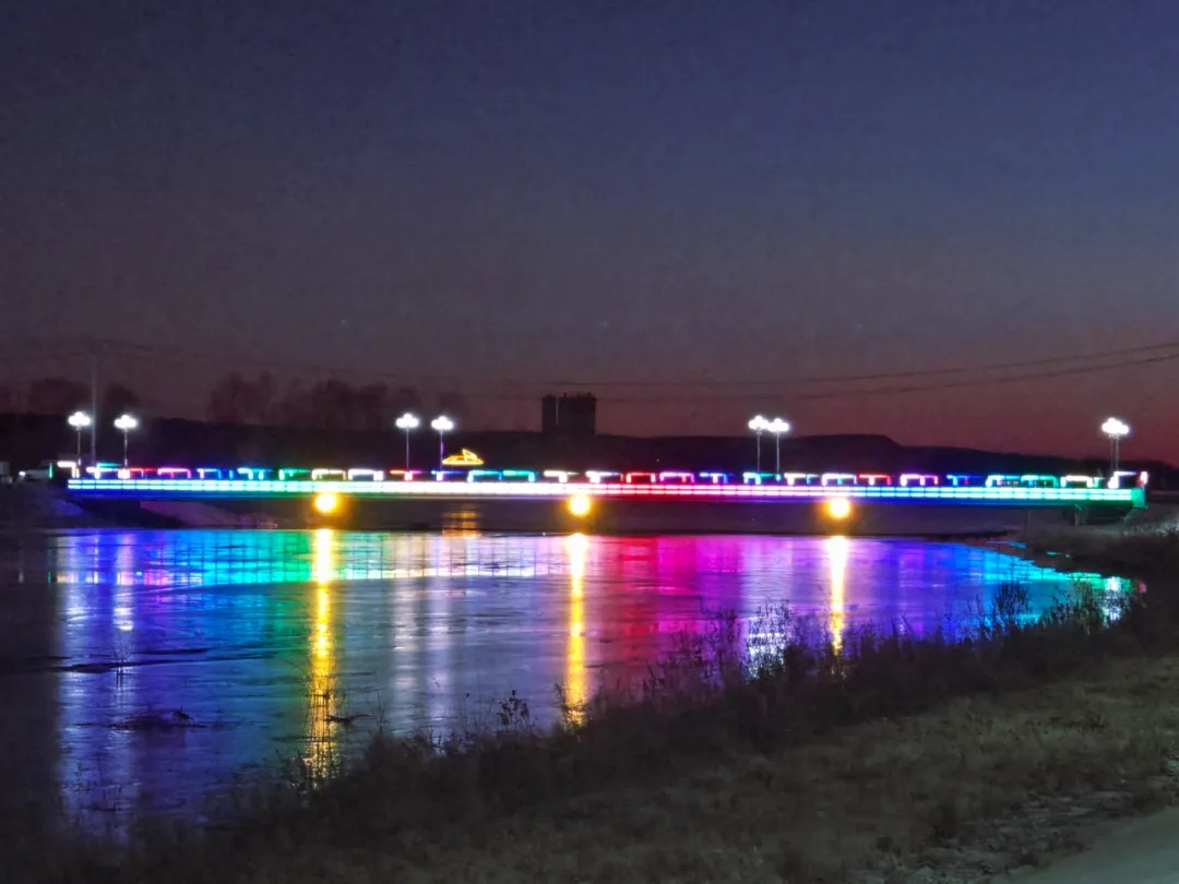 丰林县市政环卫服务中心：点亮城市夜风景 守护群众平安路