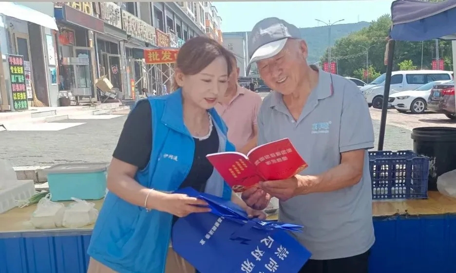 五营镇开展“崇尚科学 反对邪教”宣传活动